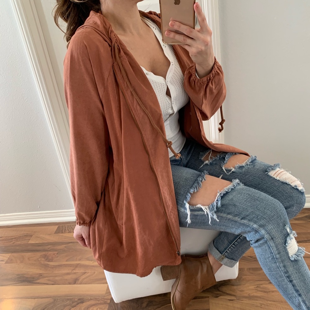 NOT AVAILABLEEE - Picture 2 of 7